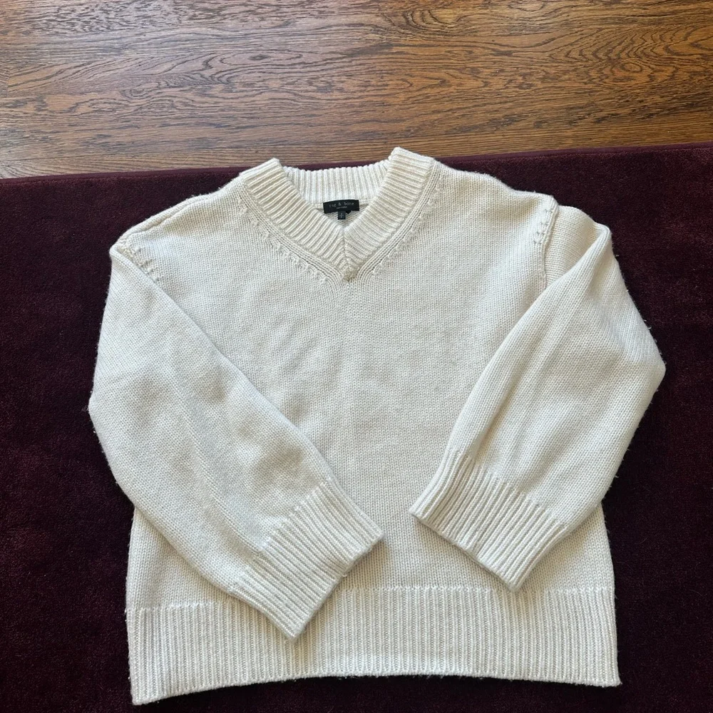 FINAL SALE! Rag & Bone Cream V-Neck Oversized Sweater - Picture 1 of 3